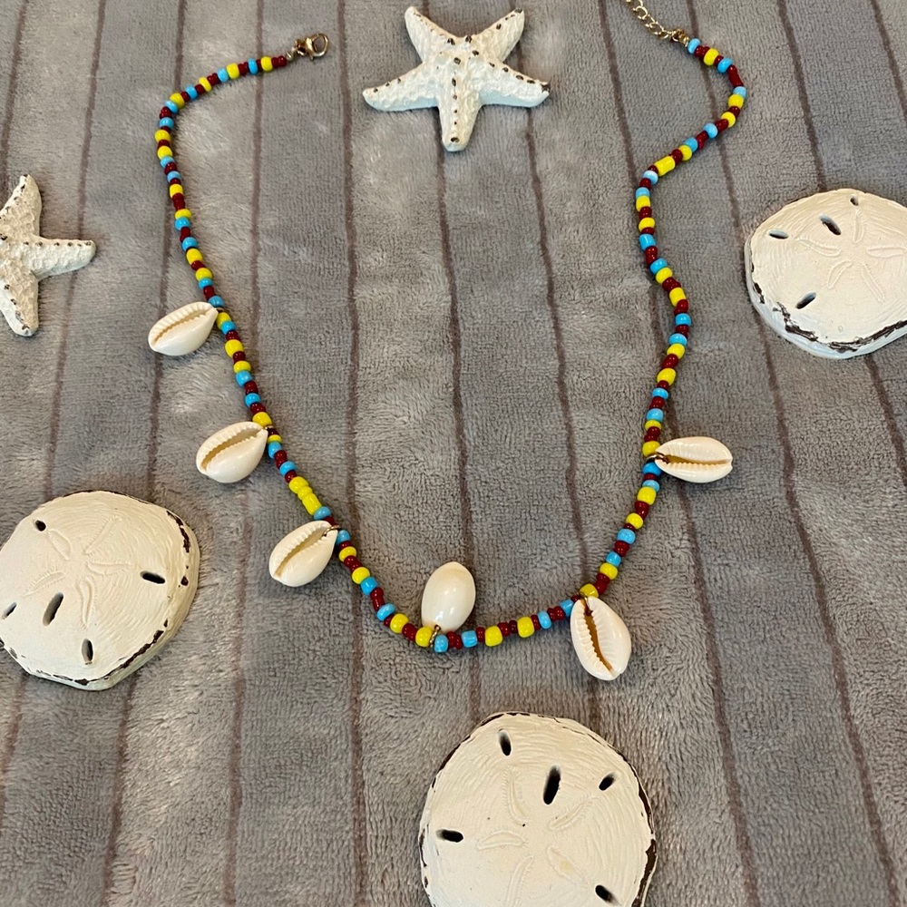 Shell  necklace 🐚 - Picture 2 of 5